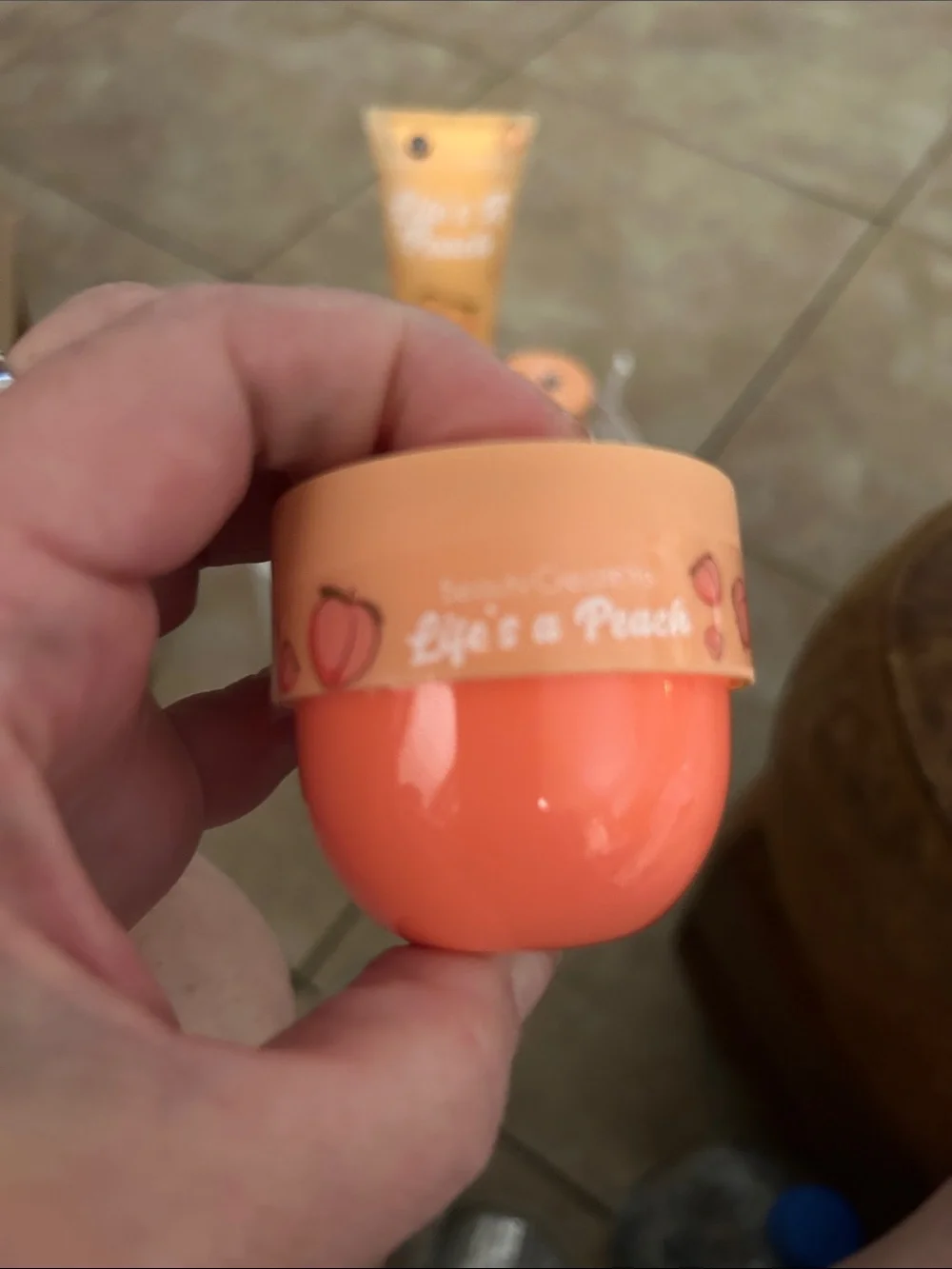 Beauty Creations Life's A Peach Kids Peach-Orange Double Layer Lotion Set